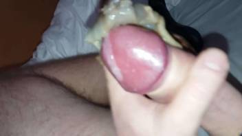 Man puts snails on his dick for better stimulation in his solo