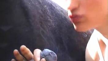 Hot chick gets mouth-pounded by massive horse dick